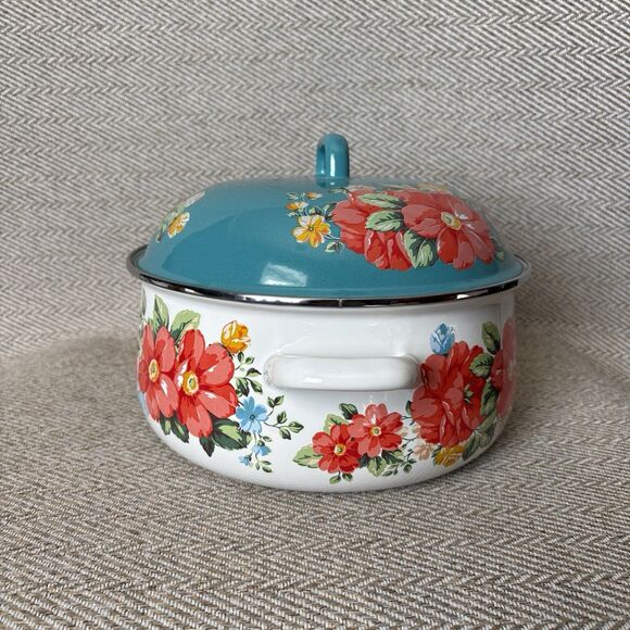 The Pioneer Woman Vintage Floral 4 Quart Enameled Steel Dutch Oven Soup Pot - Picture 2 of 8